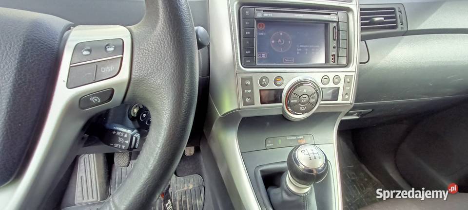 Samochód TOYOTA VERSO 18 BENZYNA NISKI PRZEBIEG elektryczne lusterka Kobiernice