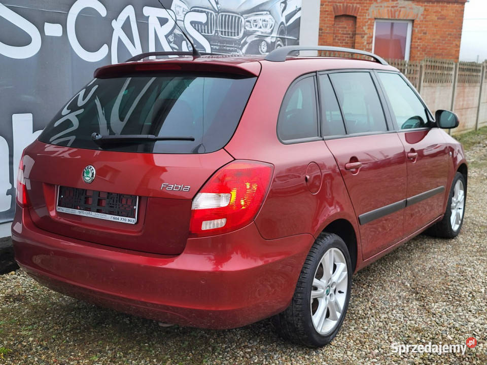 koda Fabia klimatronikalutempomatsuper stan II wspomaganie kierownicy Dąbrowa sprzedam