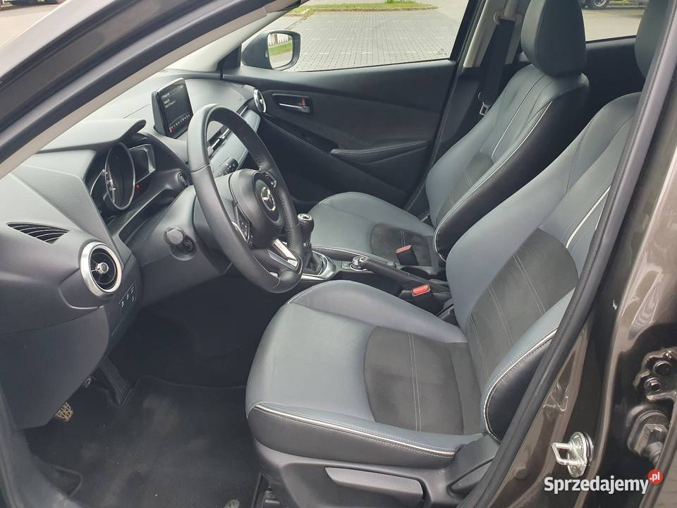ładna mazda małopolskie