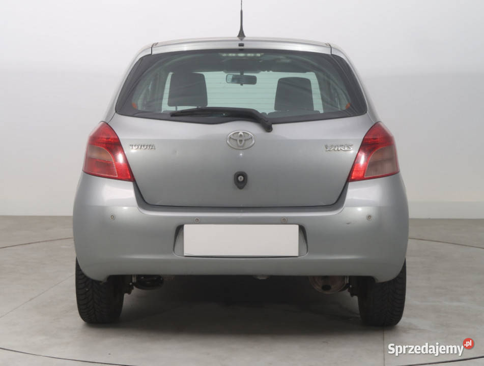 Toyota Yaris 13 VVTi radio Bielany Wrocławskie