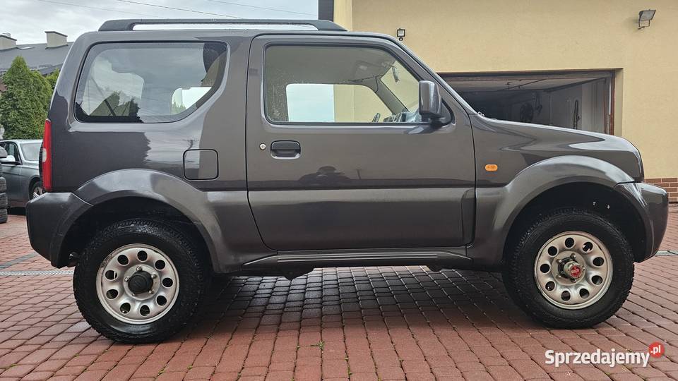 Suzuki Jimny 13 85 2010r Film 4x4 ReduktorHak manualna