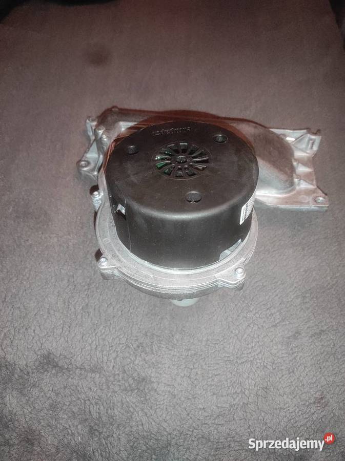 Vaillant SAUNIER DUVAL wentylator z pokrywą