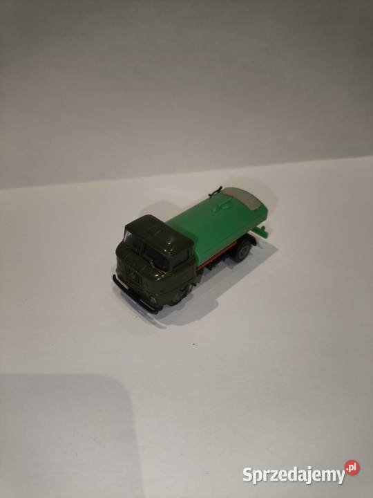 Modele IFA 187 producent SES