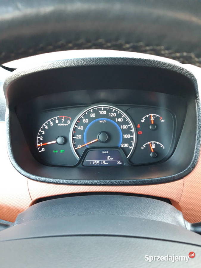HYUNDAI i10 i10