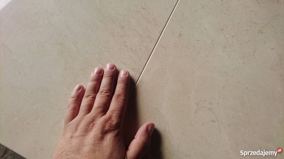 Płytki CREMA MARFIL 305x61x1 marmur z Hiszpanii dolnośląskie