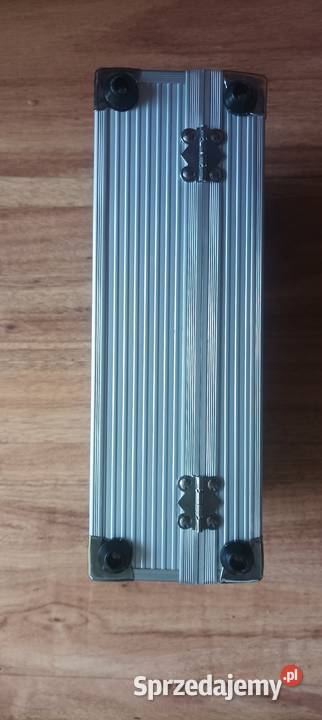 Sprzedam walizkę kosmetyczna pustą Lubin