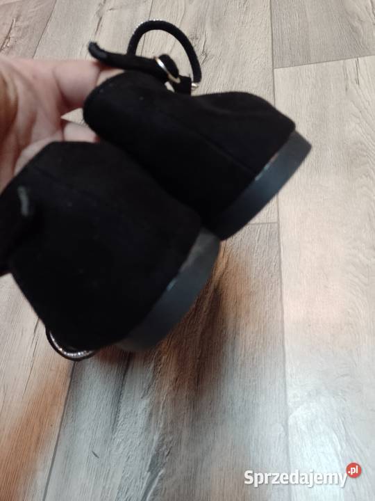 4243 Czarne bogato zdobione Baleriny wieczorowe czarny Kraków