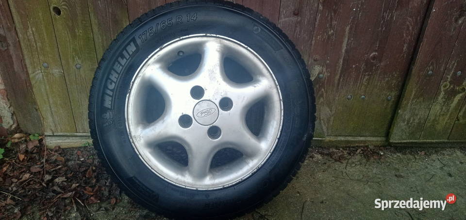 Komplet kół Ford Fiesta 14 Alufelgi 4x108 Opony