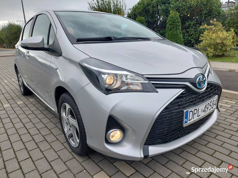 Toyota Yaris III HYBRID Automat zarejestrowany w Polkowice