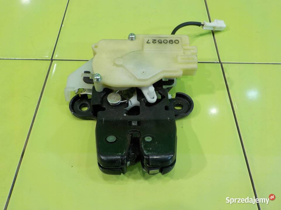 HONDA INSIGHT II 13 IMA 10r 5D zamek klapy tyl