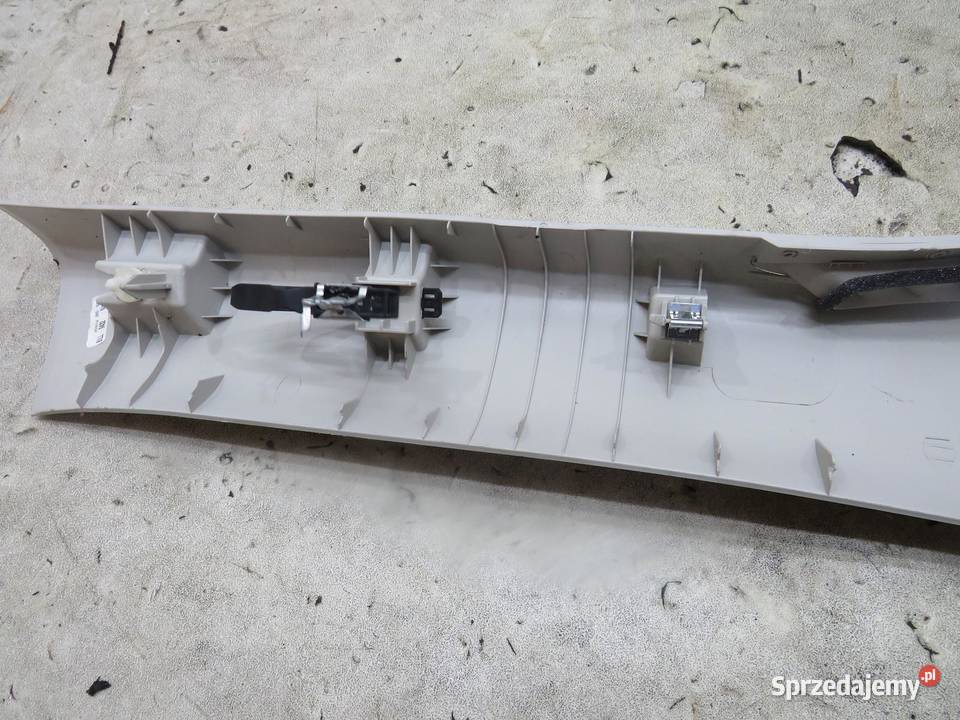 OSŁONA SŁUPKA LEWY PRZÓD JEEP WK2 osobowe