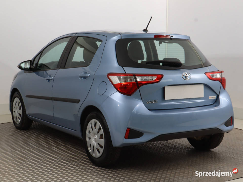 Toyota Yaris 10 VVTi tempomat dolnośląskie Bielany Wrocławskie
