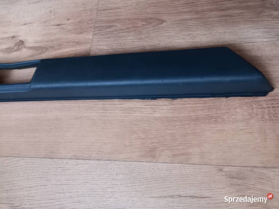 BMW e28 boczek tapicerka tylnych drzwi lewa Bukownica