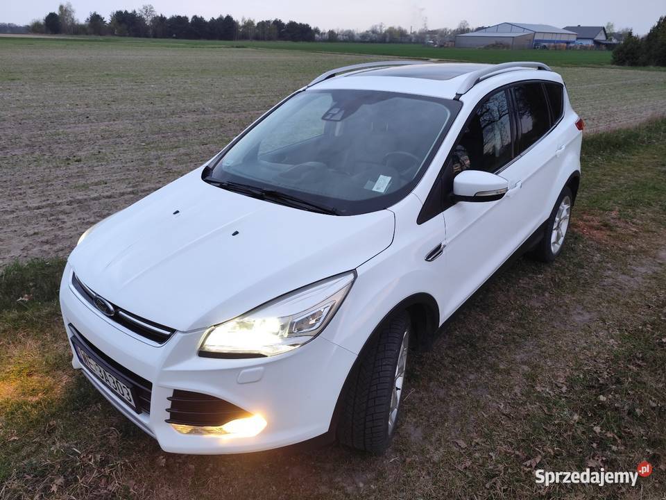 Ford Kuga Titanium automat AWD szyberdach podgrzewane fotele mazowieckie Siennica sprzedam
