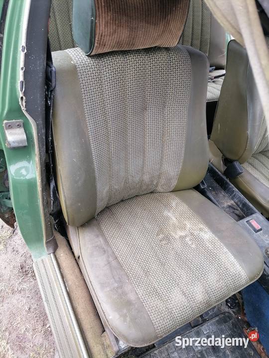 Mercedes w123 Pierwsza Seria 77r Beczka Wnętrze