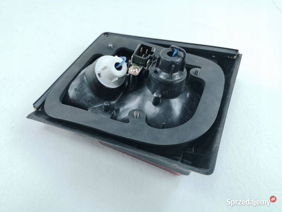 LAMPA PRAWY TYŁ HYUNDAI SONATA 9240633510 Lampy cofania
