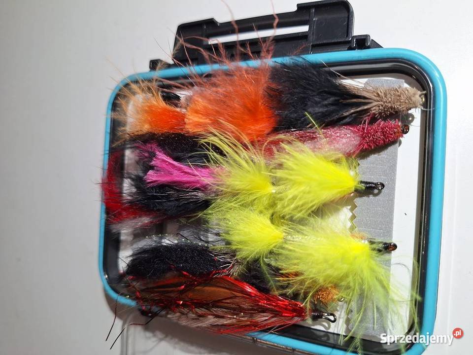 Przynęty wędkarskie Muchy 30 sztuk pudełko