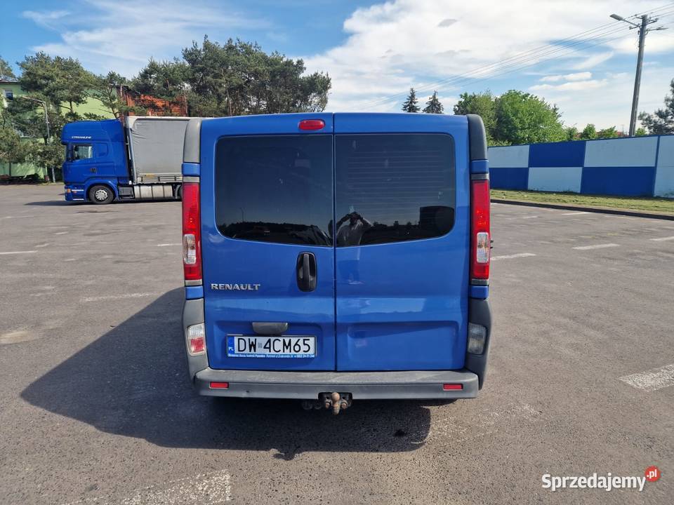 Renault Trafic 20 DCI blaszak 2009 1995cm3