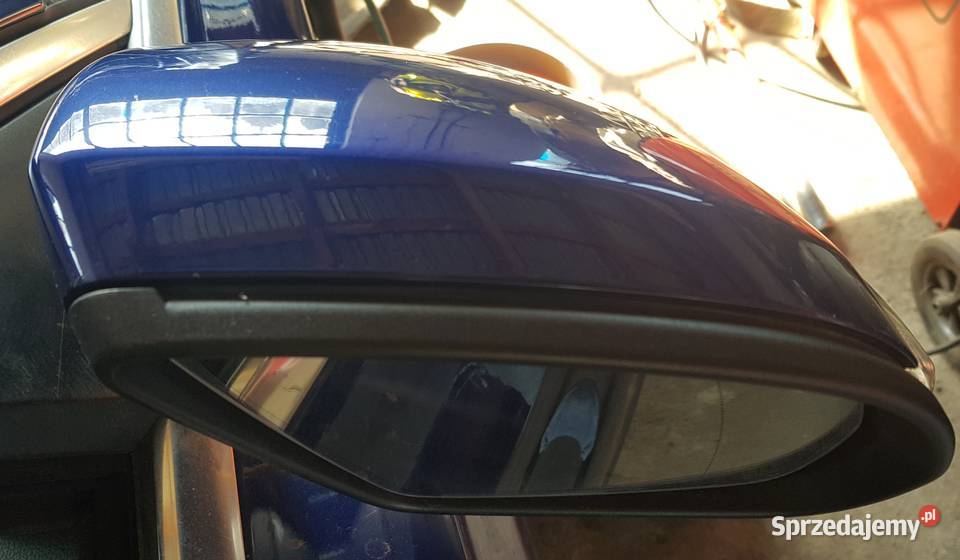 Lusterko MERCEDES CKLASA W205 896 osobowe sprzedam