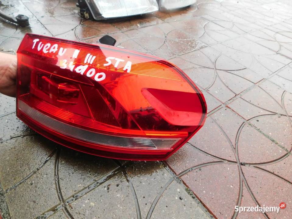 touran II III lampa prawa 34100 WYSYŁKA osobowe śląskie Żory