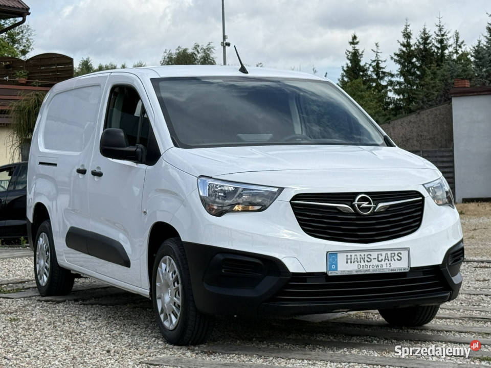Opel Combo naviklimasuper stanz Niemiec Rok produkcji 2019 Dąbrowa