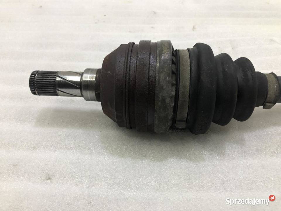 PÓŁOŚ LEWY PRZÓD OPEL ASTRA H 17CDTI sprzedam