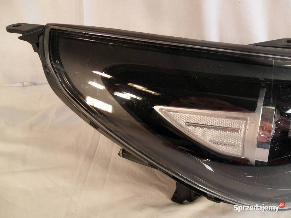 REFLEKTOR PRZÓD STRONA PRAWA HYUNDAI I30 Nowy Tomyśl