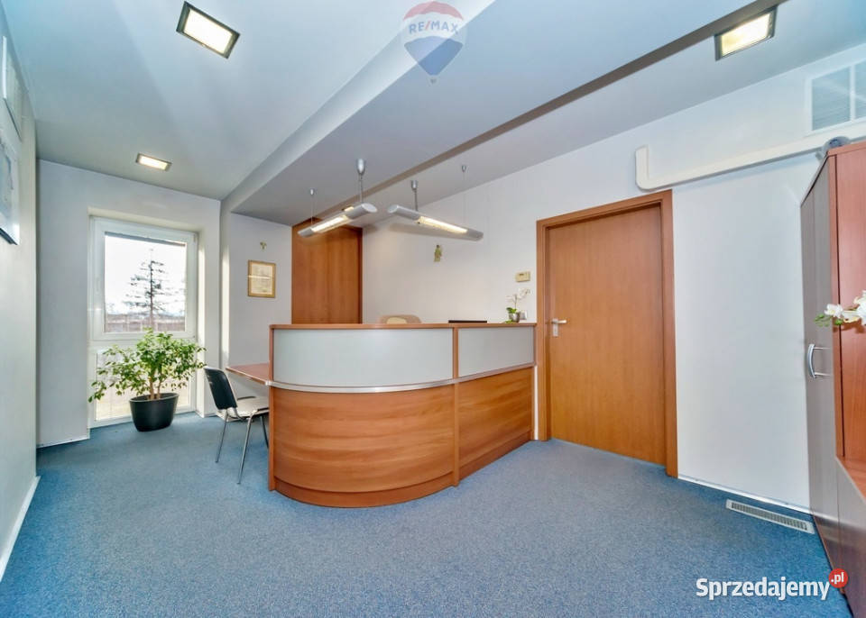 Kompleks handlowo biurowy i magazynowy Bielsko-Biała