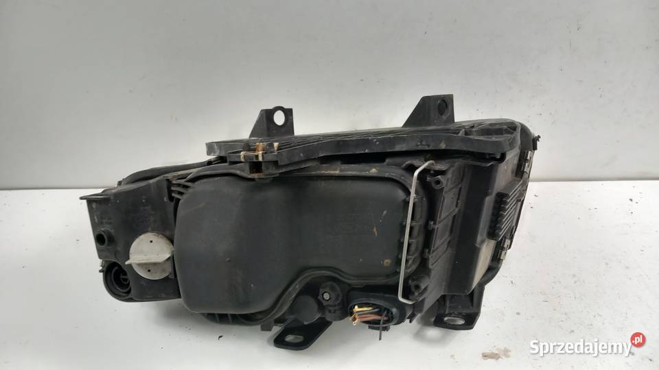 AUDI A4 B6 LIFT CABRIO LAMPA PRZÓD PRAWA EU Zbierkowo