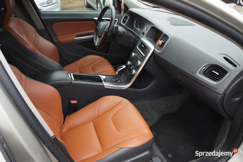 Volvo S60 20 Benzyna 180 kW245 Full 245KM śląskie sprzedam