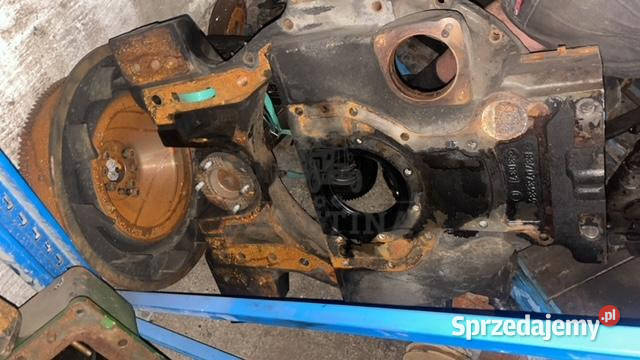 Massey ferguson 86508690 Valtra S243s373 Obudowa Jastrzębniki sprzedam