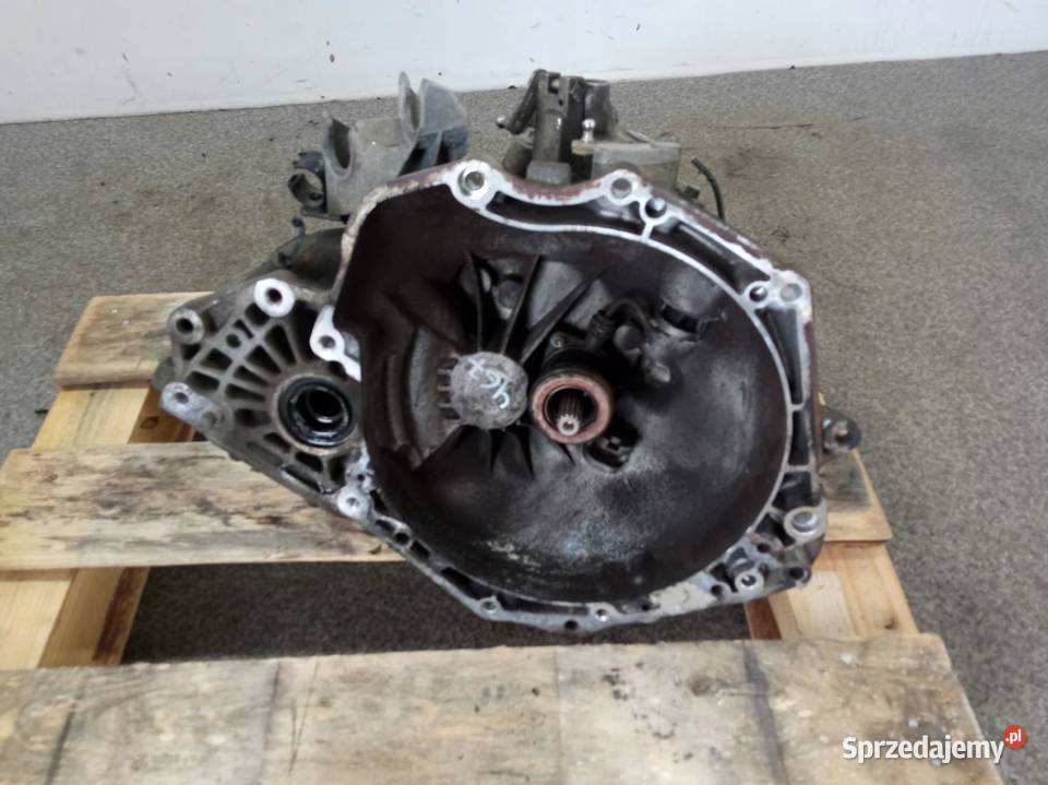 SKRZYNIA BIEGÓW A18083751B68 S394 14 16V Opel sprzedam
