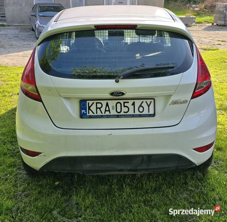 SPRZEDAM FORD FIESTA VAN 14 TDCi 2012 1400cm3 małopolskie Dojazdów