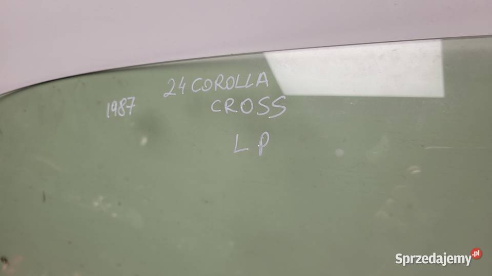 SZYBA DRZWI LEWA PRZEDNIA TOYOTA COROLLA CROSS małopolskie