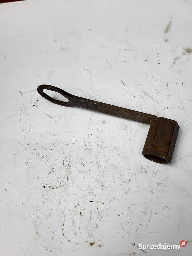 klucz do świec na świece 22 stary model świec śląskie Rybnik