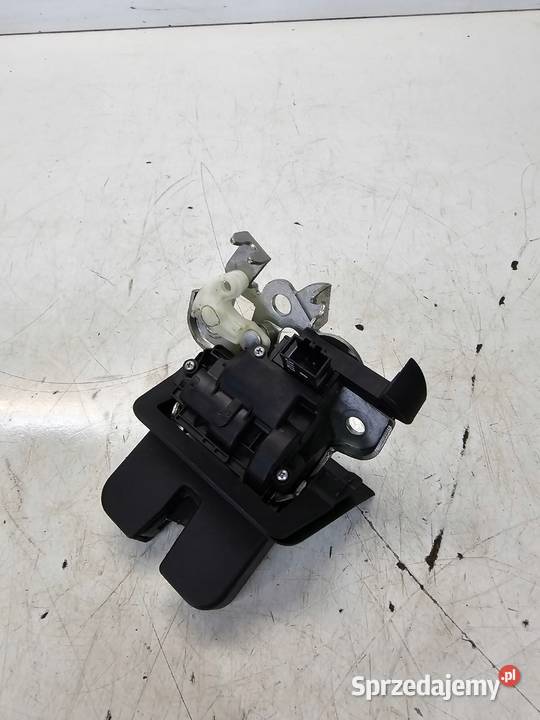 ZAMEK KLAPY TYŁ AUDI Q3 8U 8U0827520 sprzedam