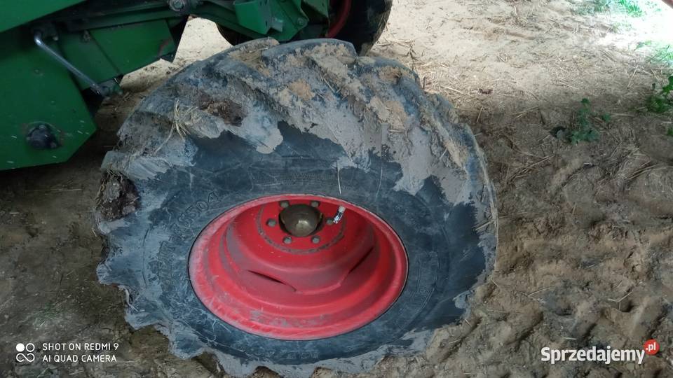 Kombajn John Deere 1042 rolnika Jędrzejów