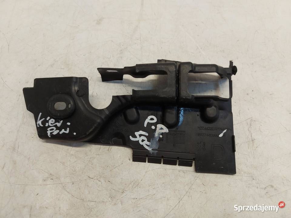 PEUGEOT 508 II Osłona zawiasu maski prawa