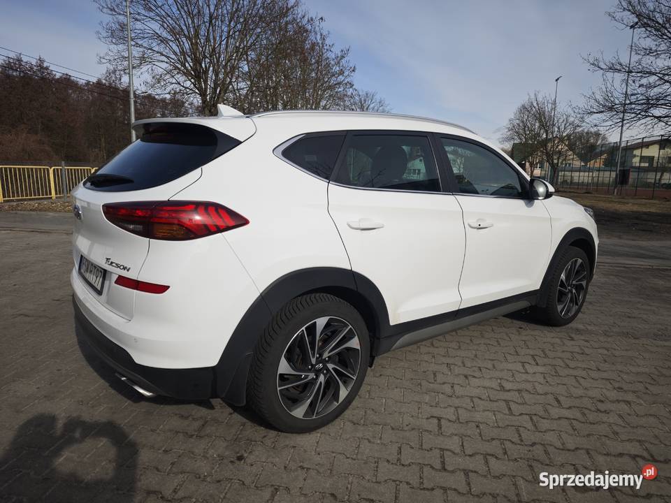 Hyundai Tucson 16 diesel automat salon Świebodzin
