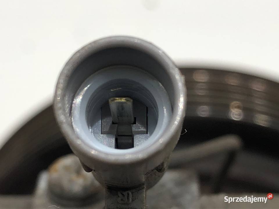 SPRĘŻARKA KLIMATYZACJI MITSUBISHI MIRAGE SPACE osobowe sprzedam