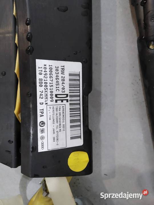 KURTYNA LEWA PRAWA KOMPLET 1T0880742D 1T0880741D