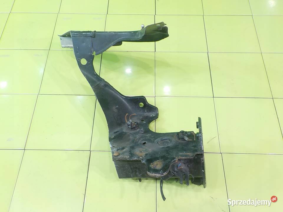 SEAT LEON II 20 TDI 08r 5D podluznica lewa przod