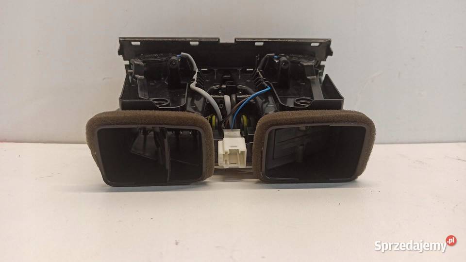 BMW 7 G11 KRATKA NAWIEWU TUNELU 2851366