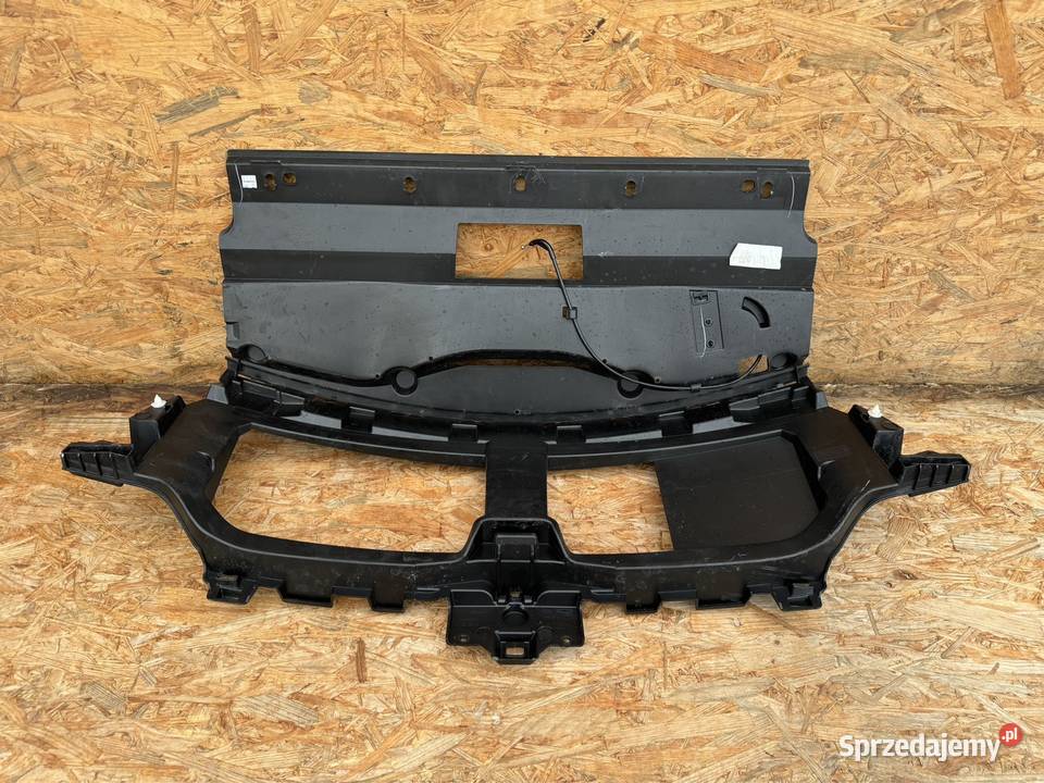 Maskownica osłona pasa grilla zderzaka przód Rok produkcji 2022