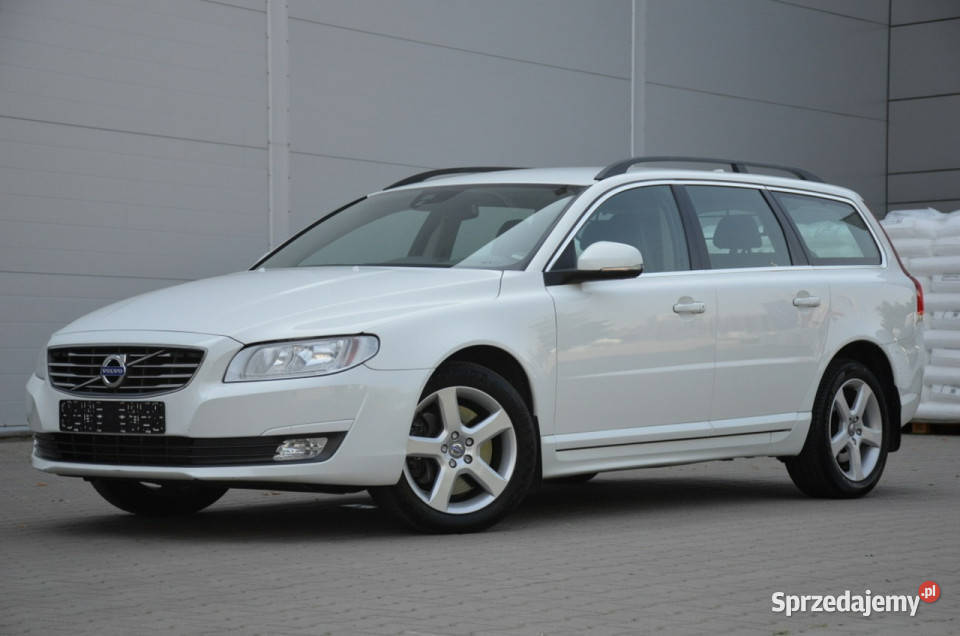Volvo V70 Białe Zarejestrowane 24D5 185 AWD Lift relingi dachowe Kutno