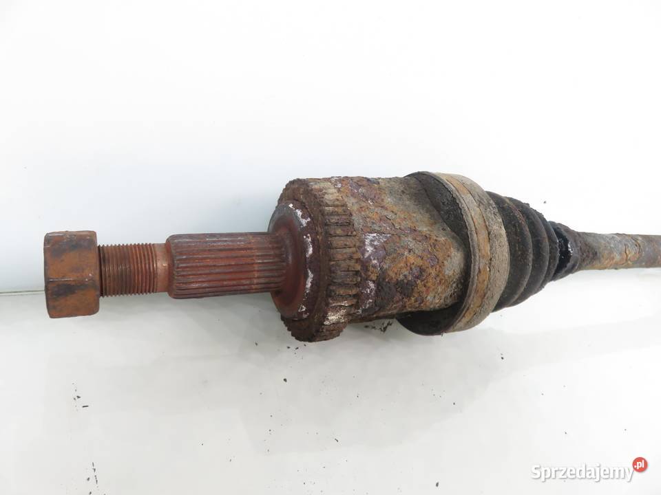 PÓŁOŚ PRAWA TYLNA VOYAGER IV 33 AWD