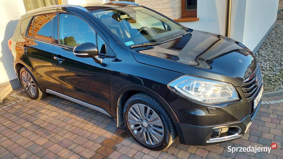 SUZUKI SX4 SCROSS nieuszkodzony Strzebielino-Osiedle