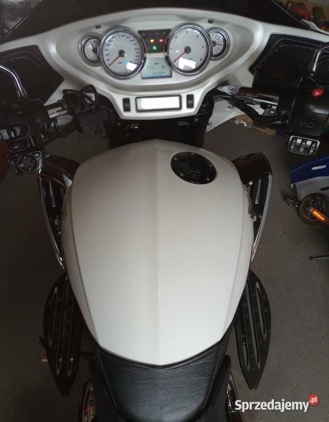 VICTORY MAGNUM nie Indian i Harley Lubawa