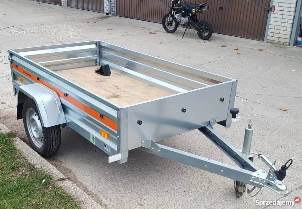 przyczepka z budą prawie nowa wzmocniona Białystok