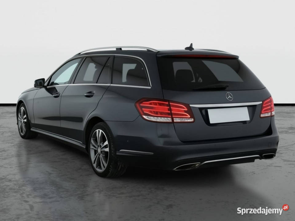 Mercedes E E 250 Piaseczno